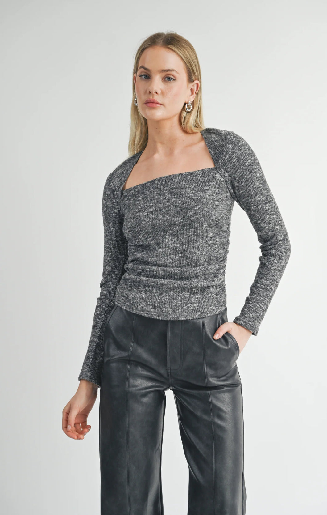 romantic l/s rauched top - charcoal