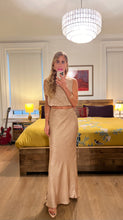 Load image into Gallery viewer, Tatianna maxi skirt - Gold
